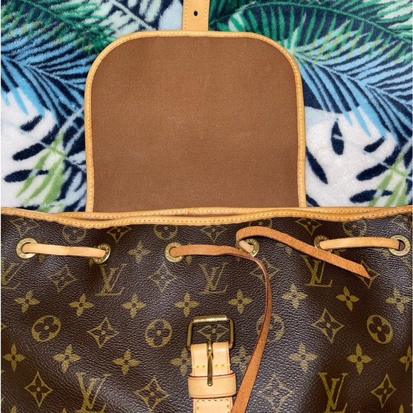 AUTHENTIC LOUIS VUITTON BAG - Picture 8 of 16